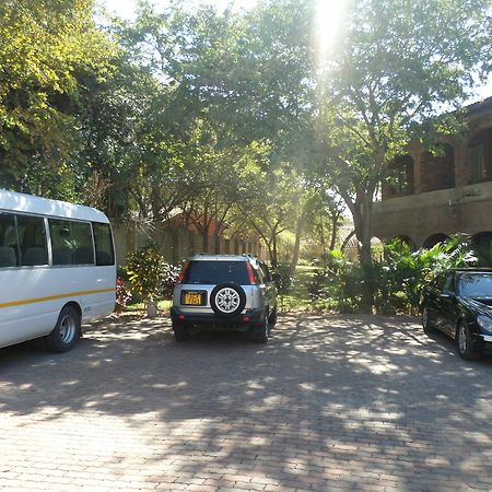 The View Lodge Victoria Falls Exteriör bild